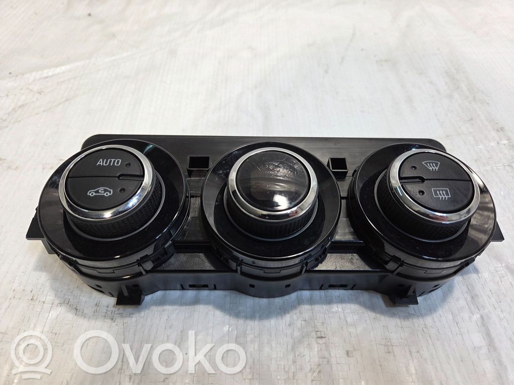 Opel Corsa E Air conditioner control unit module 