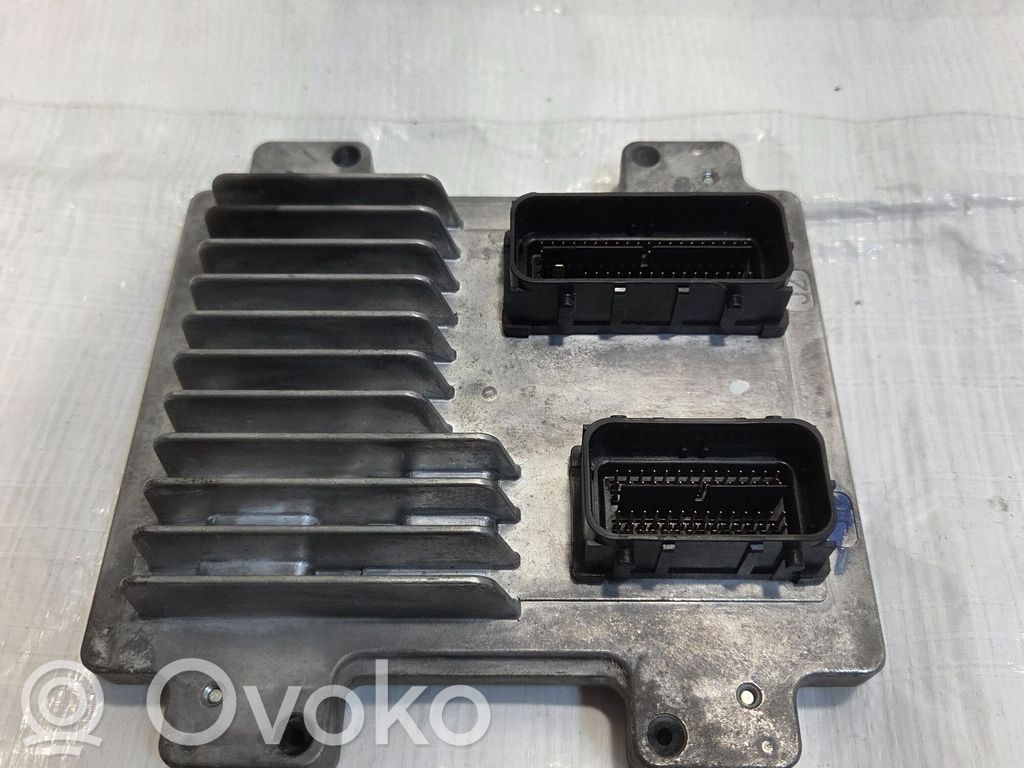 Opel Meriva B Engine control unit/module 