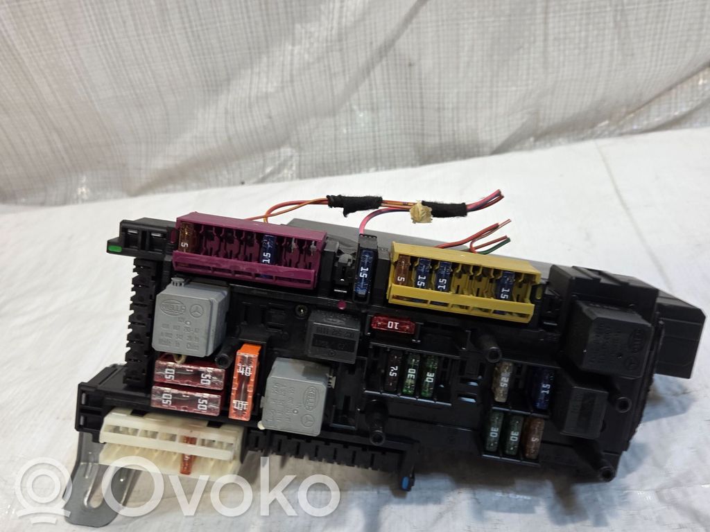 Mercedes-Benz E W212 Fuse box set 