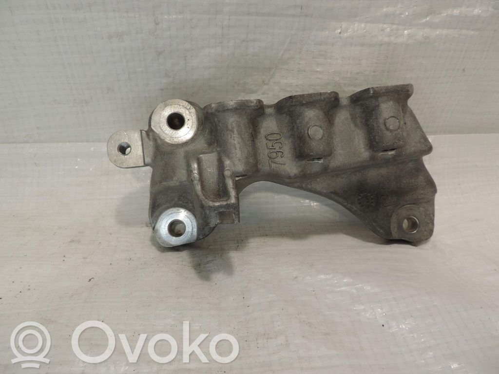 Opel Mokka Engine mount bracket 