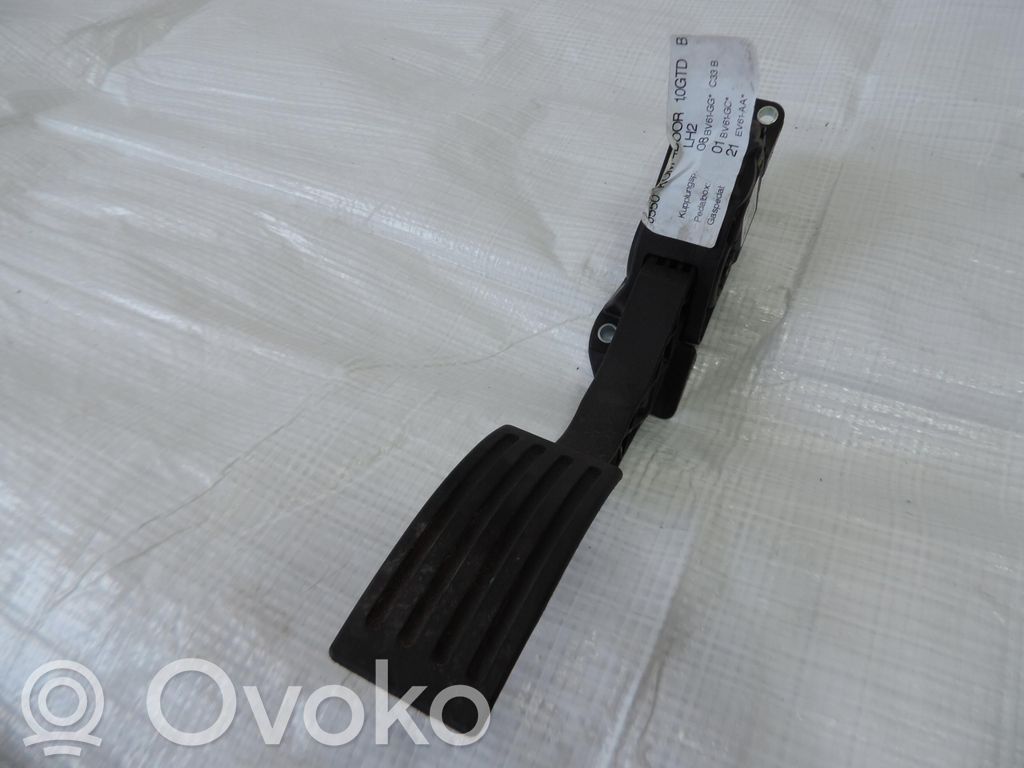 Ford Focus Accelerator throttle pedal 
