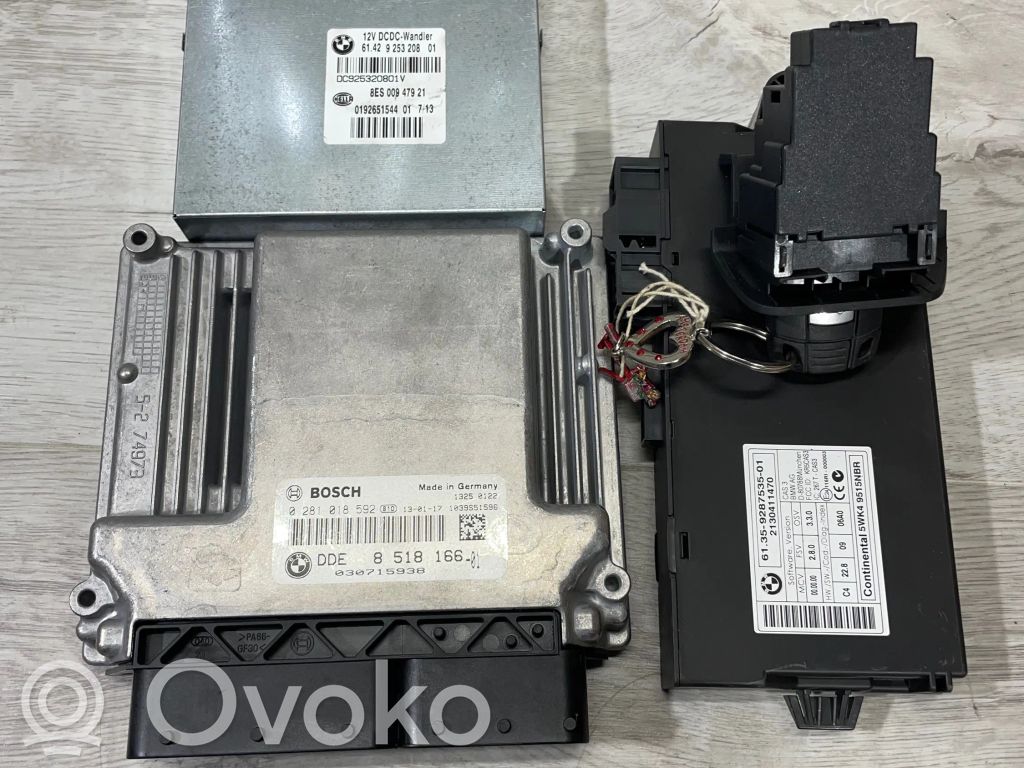 BMW 3 E92 E93 Moottorinohjausyksikön sarja ja lukkosarja 