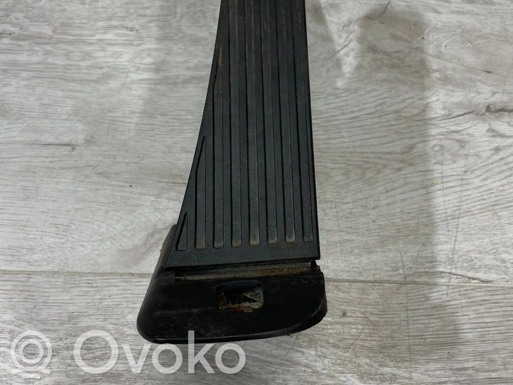 Volvo XC90 Pedał gazu / przyspieszenia 