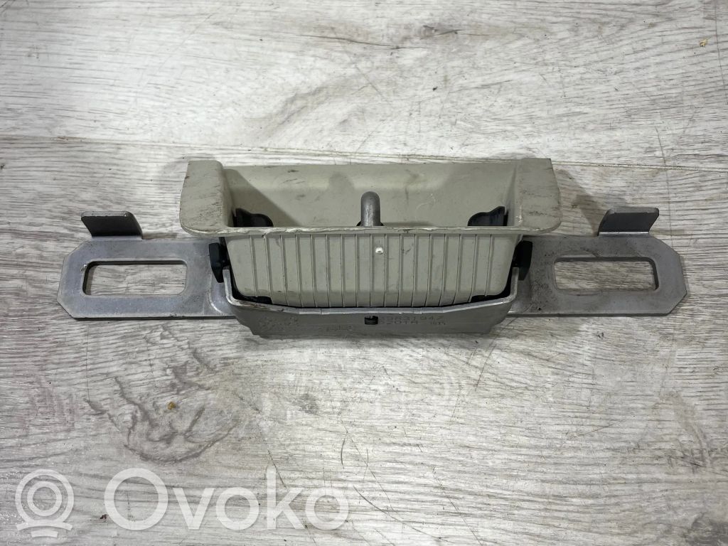 Volvo XC90 Loading door lock loop/hook striker 