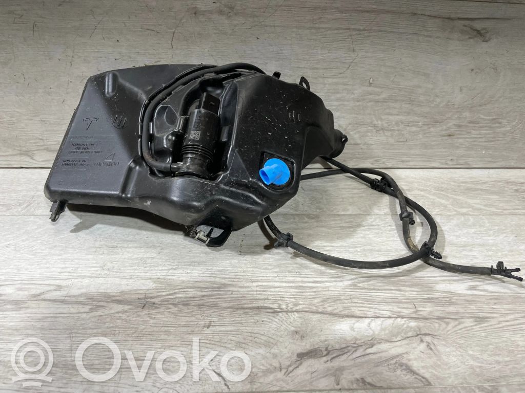 Tesla Model 3 Windshield washer fluid reservoir/tank 
