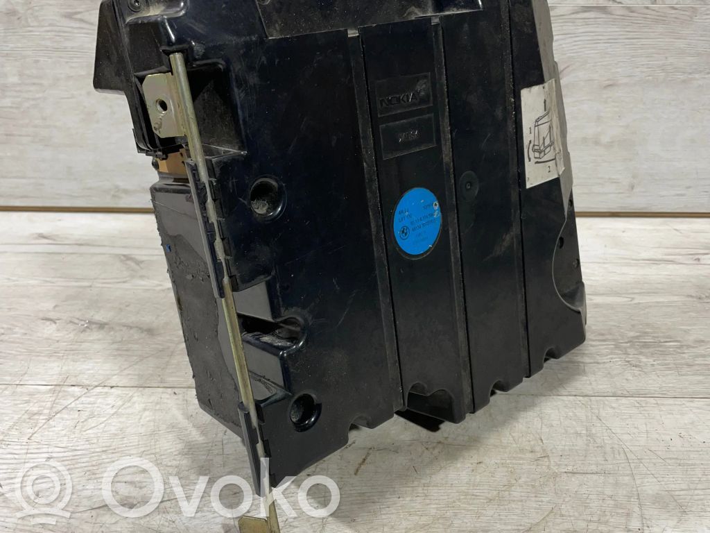 BMW 5 E39 Žemo dažnio garsiakalbis 