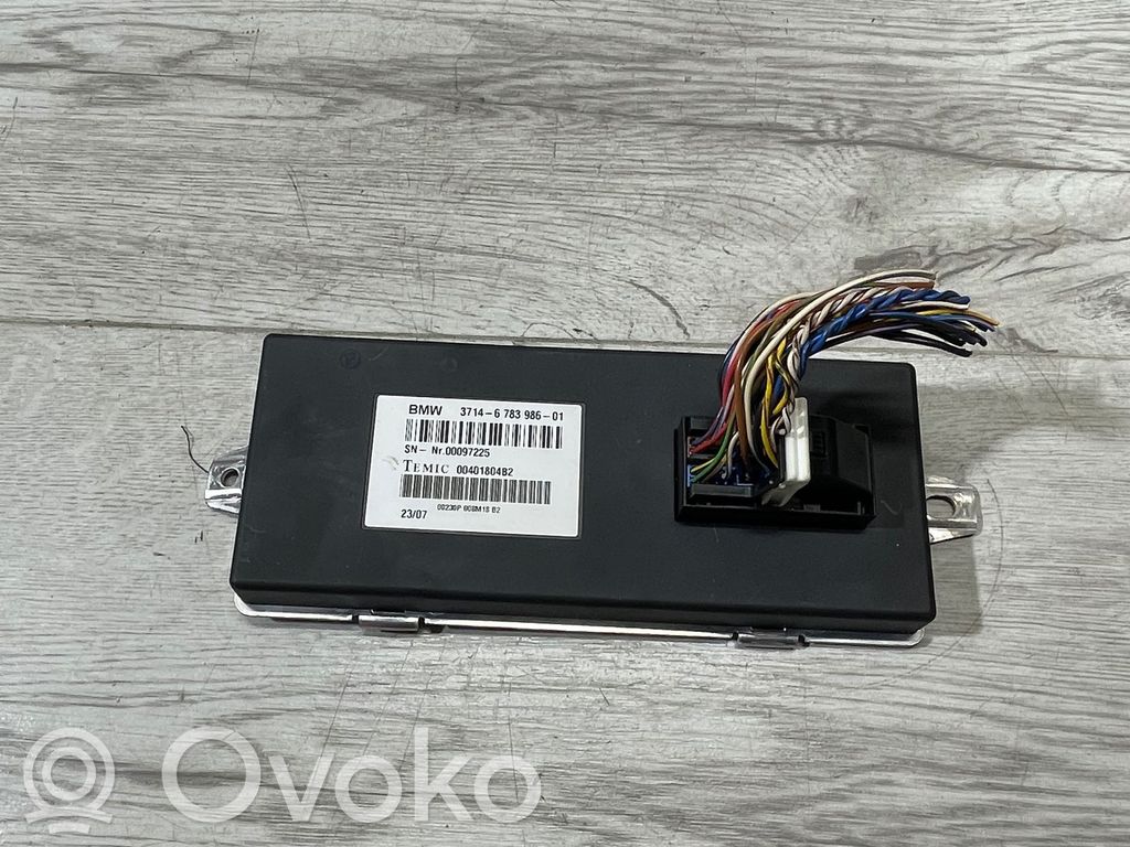 BMW 5 E60 E61 Air suspension control unit module (rear) 