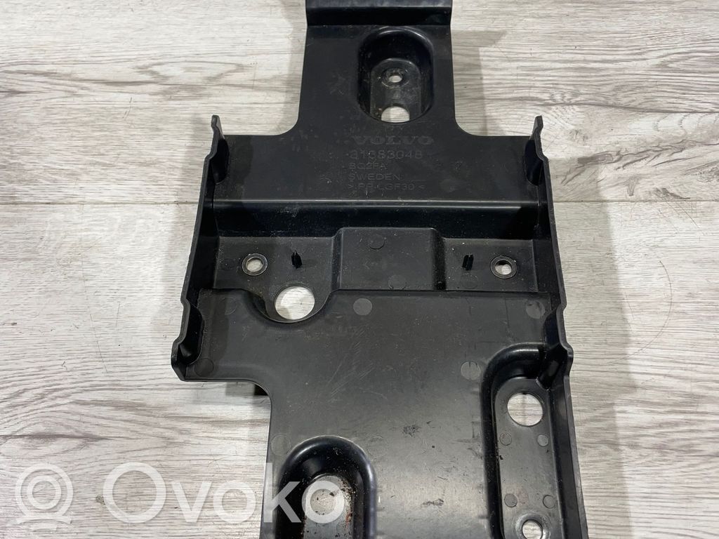 Volvo XC90 Battery bracket 