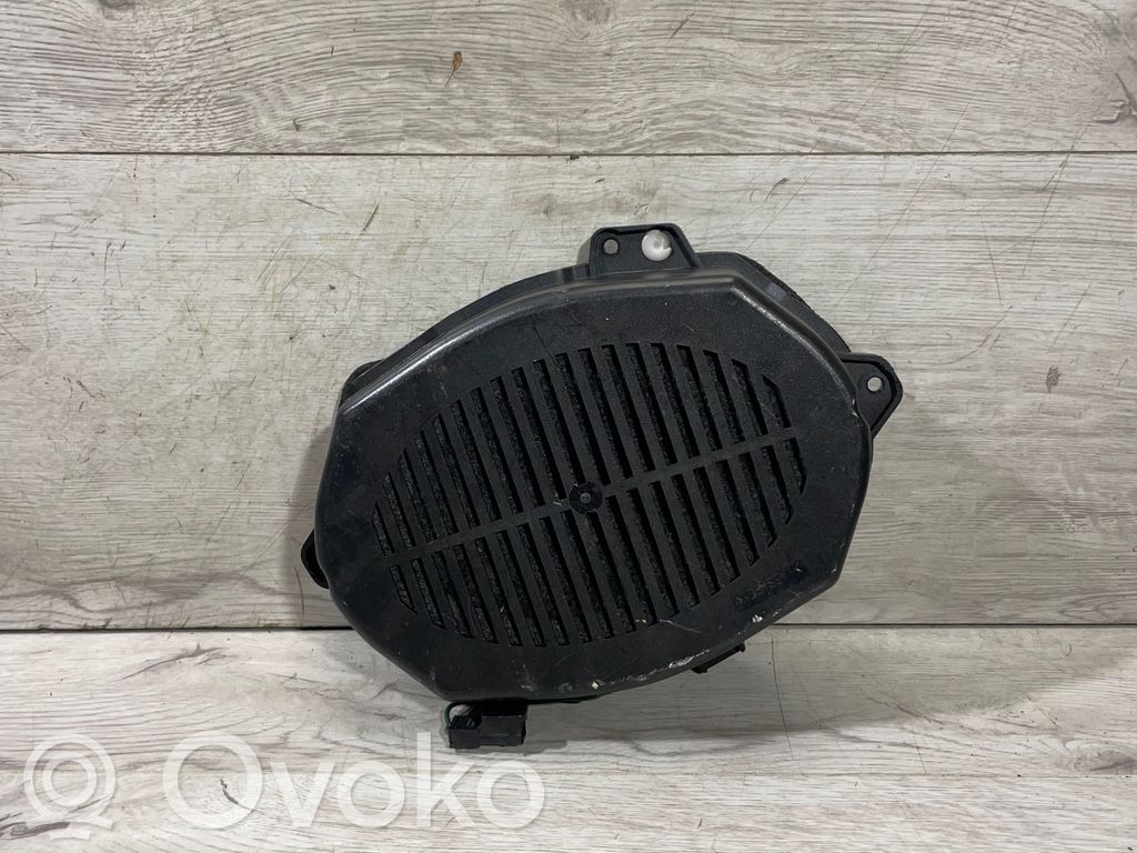 BMW 3 E46 Altavoz subwoofer 