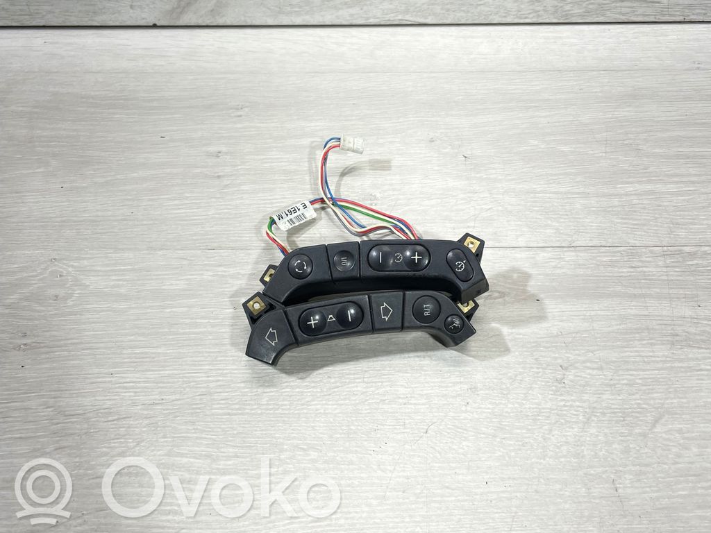 BMW X5 E53 Przełącznik / Przycisk kierownicy 