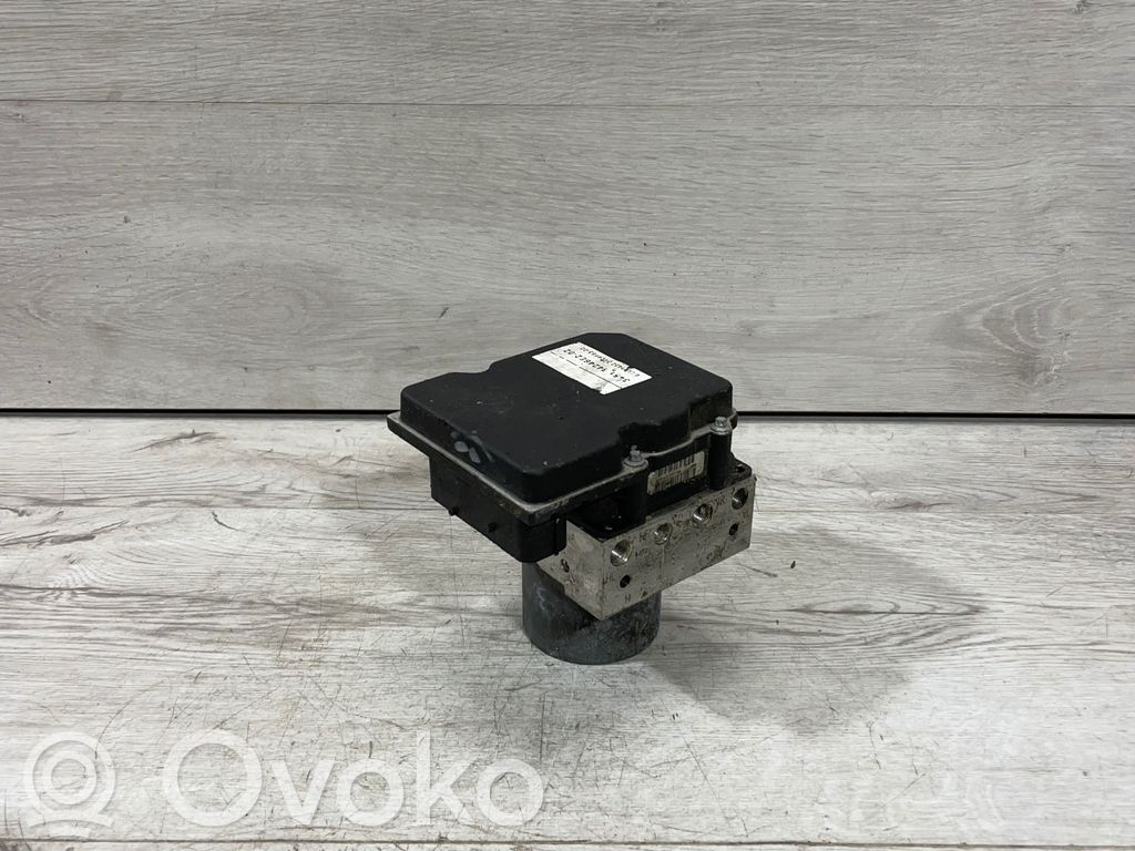 BMW X3 E83 Блок ABS 