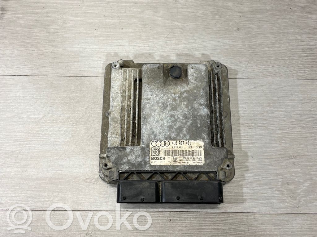 Audi SQ7 Engine control unit/module 