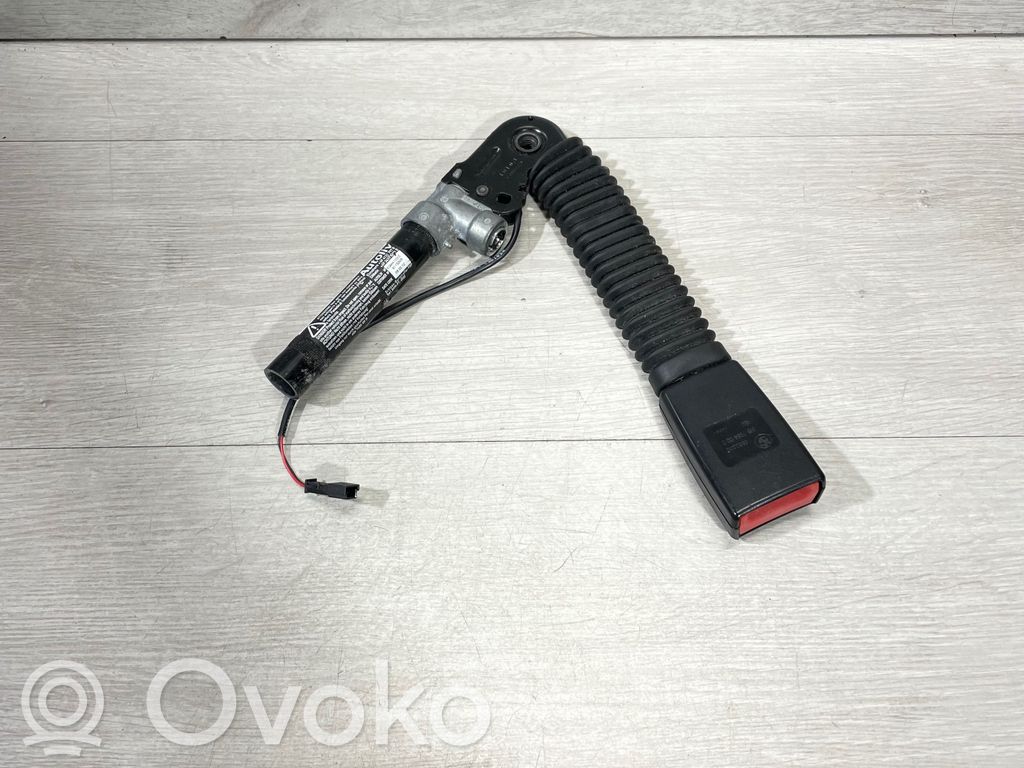 BMW 5 F10 F11 Gurtschloss vorne 