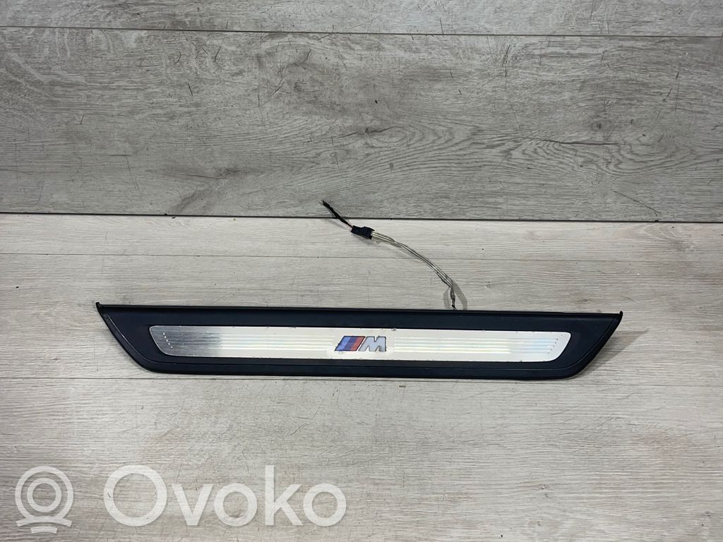 BMW 5 G30 G31 G38 Listwa progowa przednia 