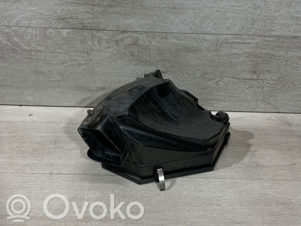 BMW 3 G20 G21 Obudowa filtra powietrza 