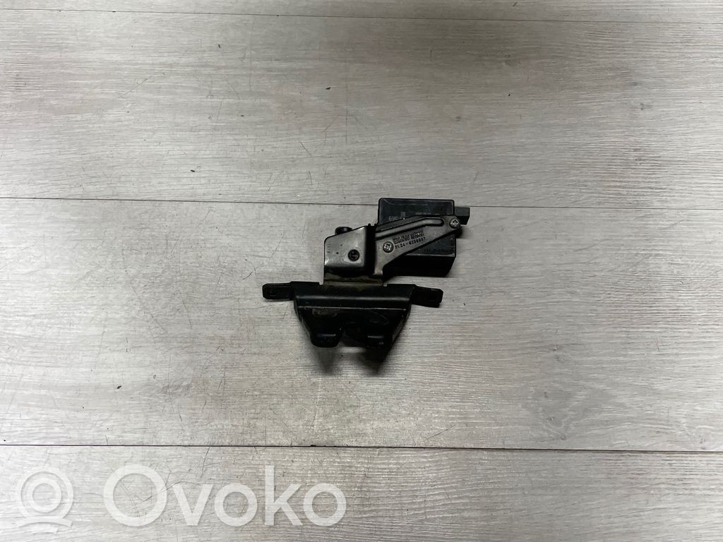 BMW 5 E39 Motor de bloqueo de puertas 