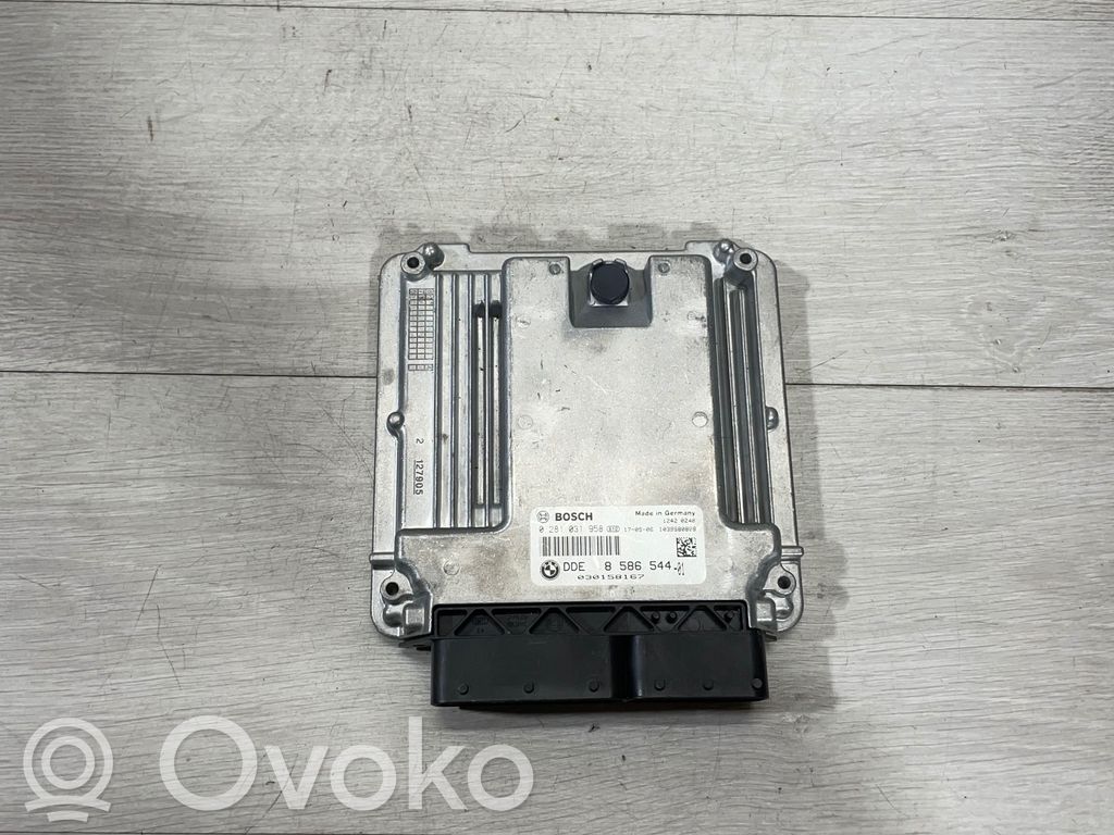 BMW X5 F15 Engine control unit/module 