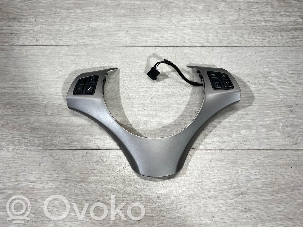 BMW 1 E81 E87 Steering wheel buttons/switches 