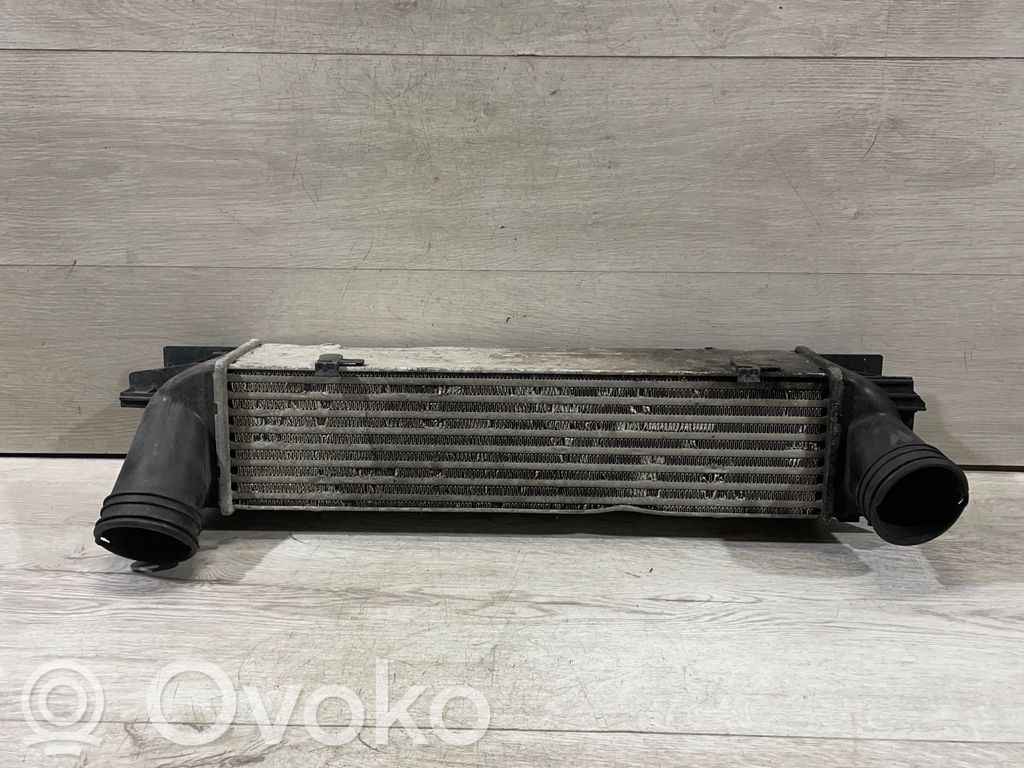 BMW 3 E92 E93 Interkūlerio radiatorius 