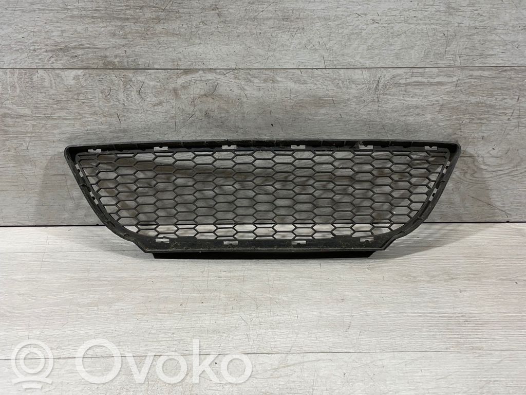 BMW 3 E90 E91 Front bumper lower grill 