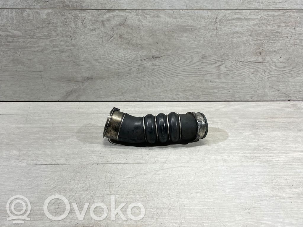 Intercooler hose/pipe   7797480
