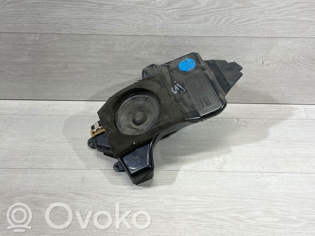 BMW 5 E39 Rear door speaker 