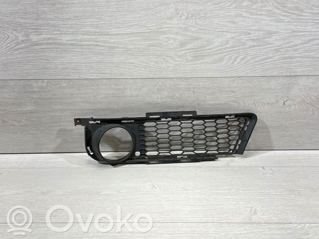 BMW 3 E90 E91 Etusumuvalon ritilä 