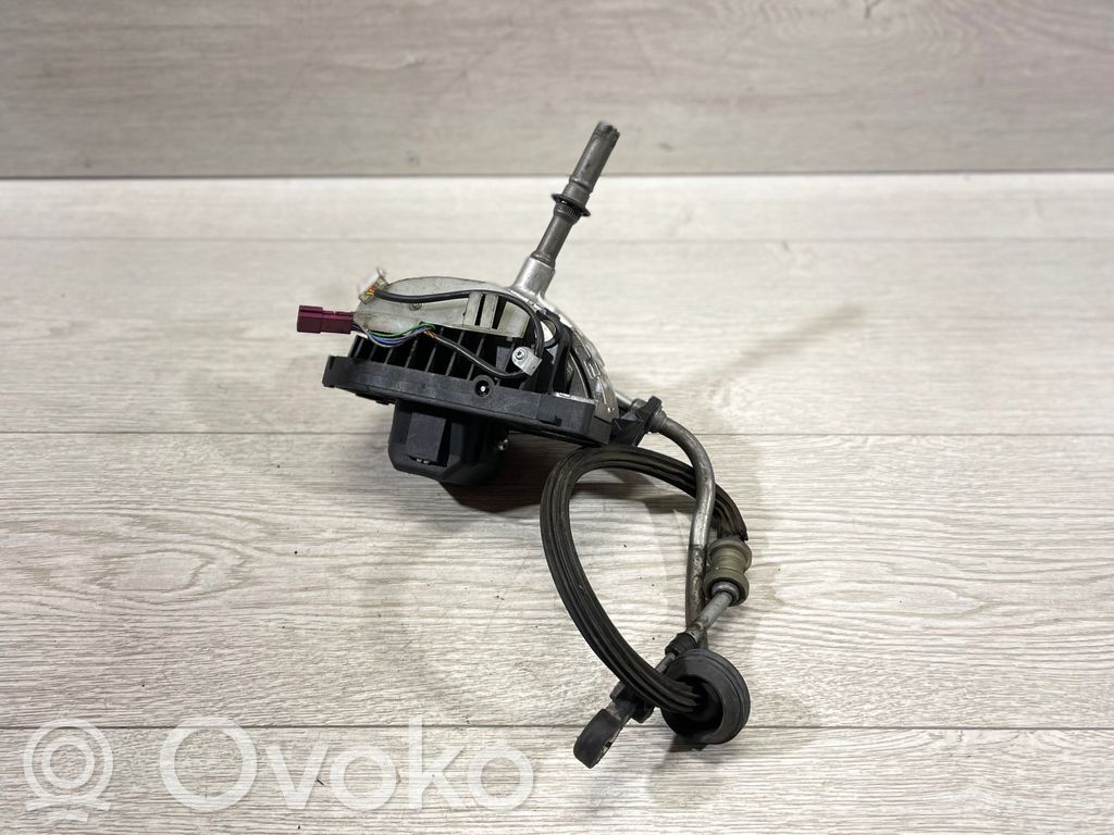 BMW X3 E83 Gear shifter/selector 