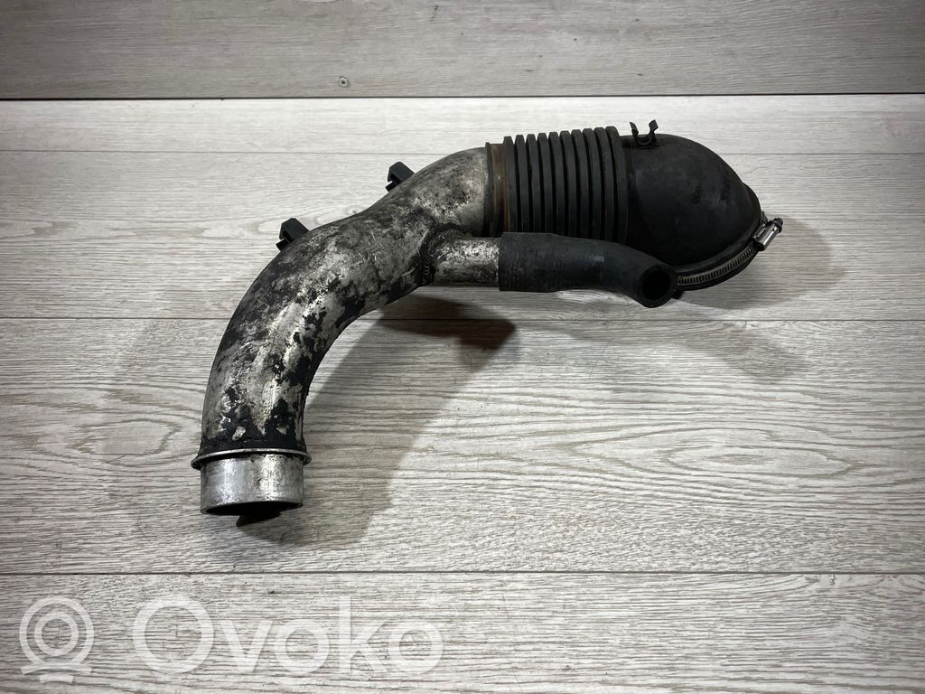 BMW 5 E60 E61 Air intake hose/pipe 