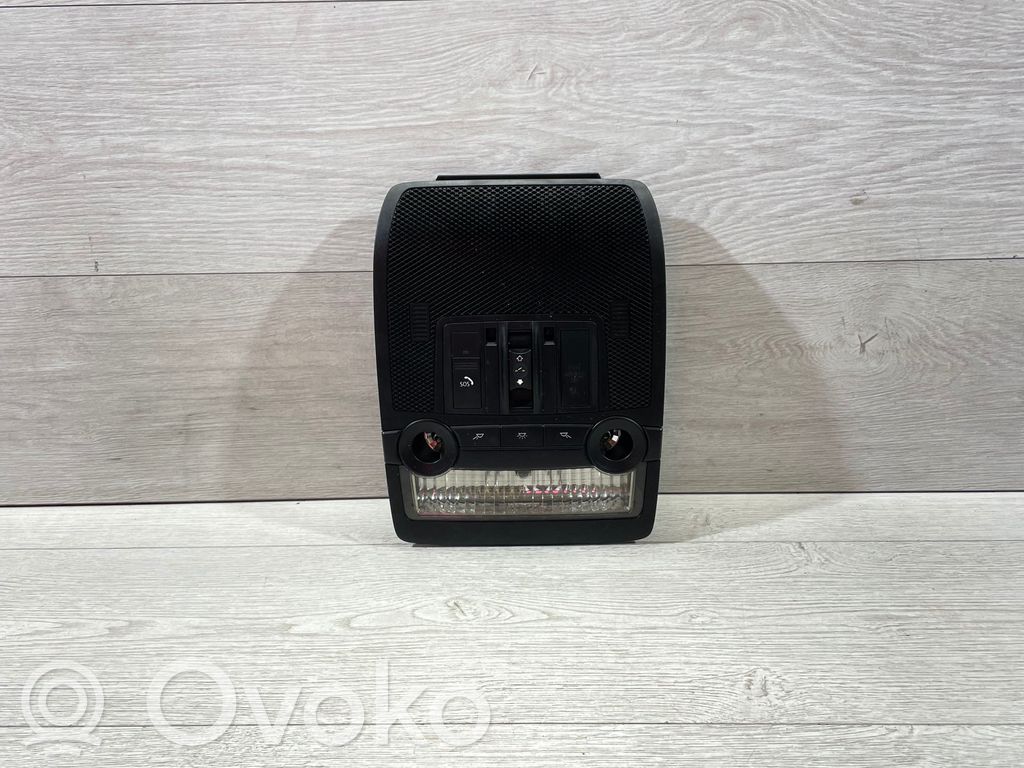 Front seat light   9225947,15956810,003098489,96557659
