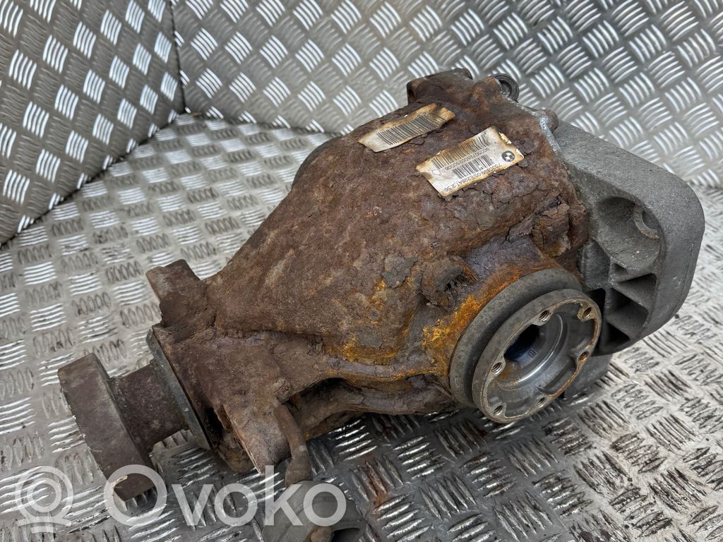 BMW 5 E60 E61 Galinis reduktorius 