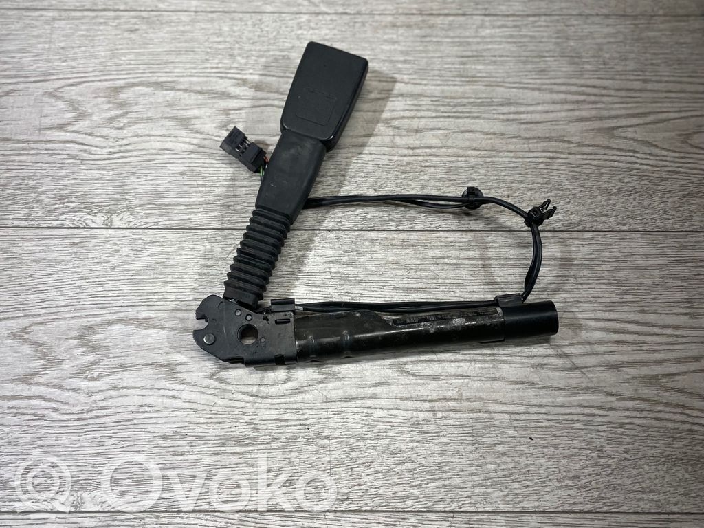 BMW 3 E90 E91 Etuistuimen turvavyön solki 