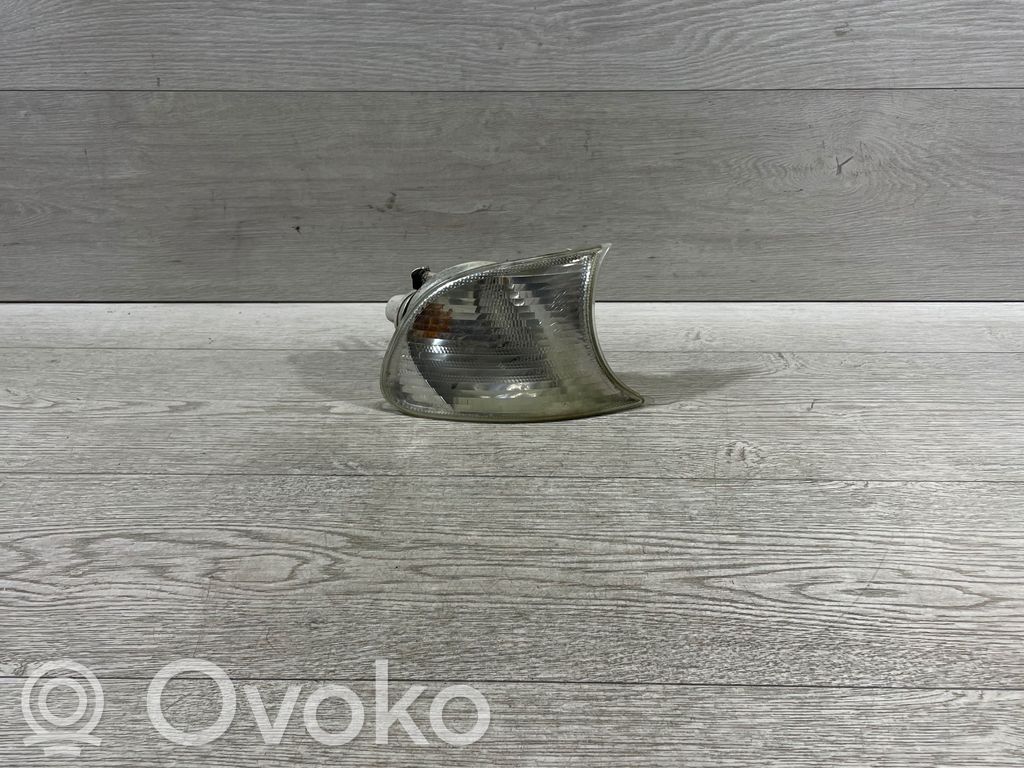 BMW 3 E46 Front indicator light 