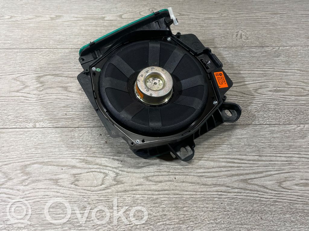 BMW 3 G20 G21 Głośnik niskotonowy 