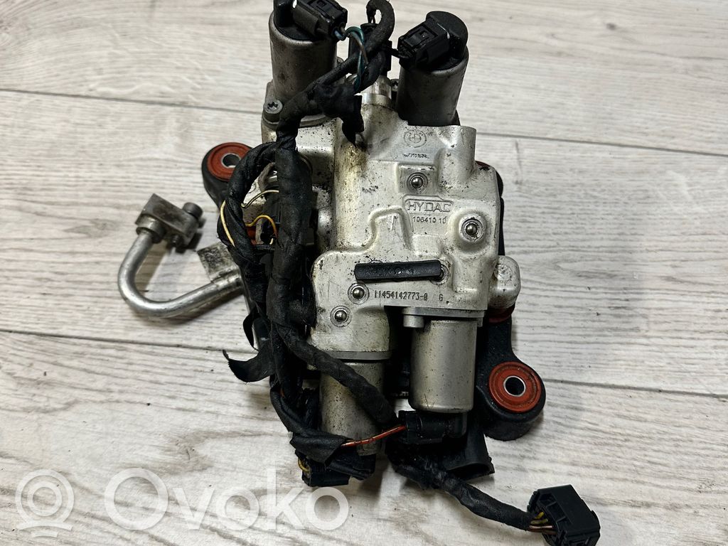 BMW 5 GT F07 Kompresor zawieszenia pneumatycznego osi przedniej 