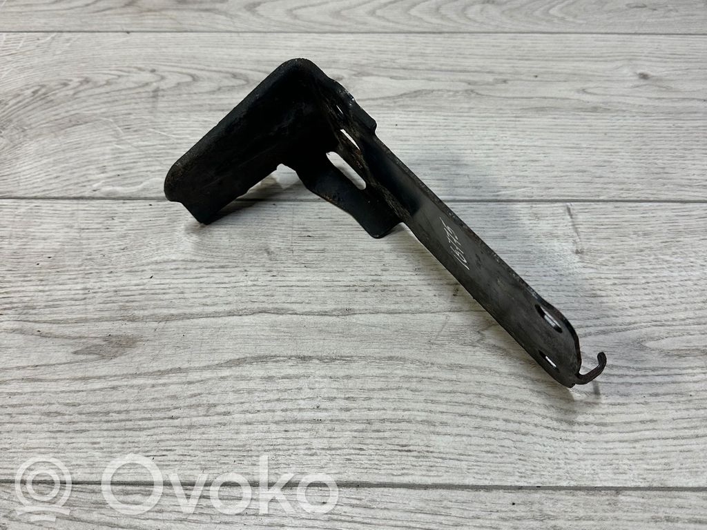 Jäähdyttimen kannatin   51647117,23781010,81408
