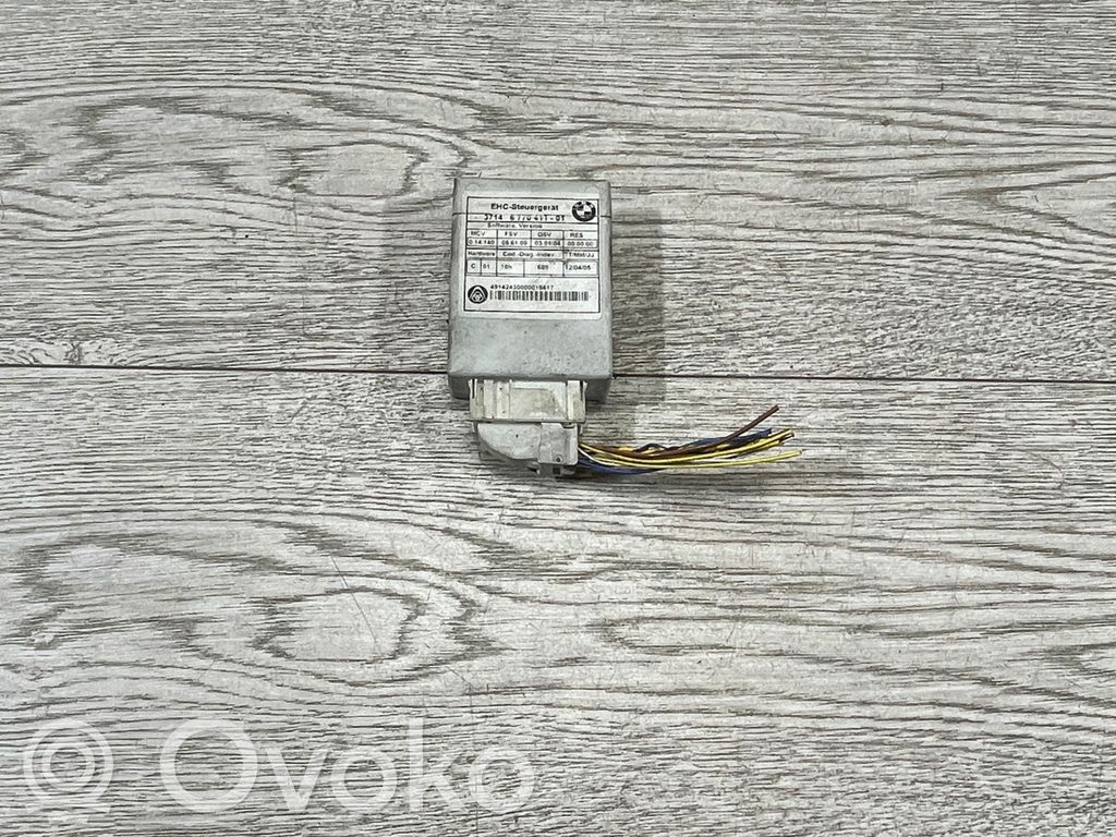 BMW 5 E60 E61 Air suspension control unit module (rear) 