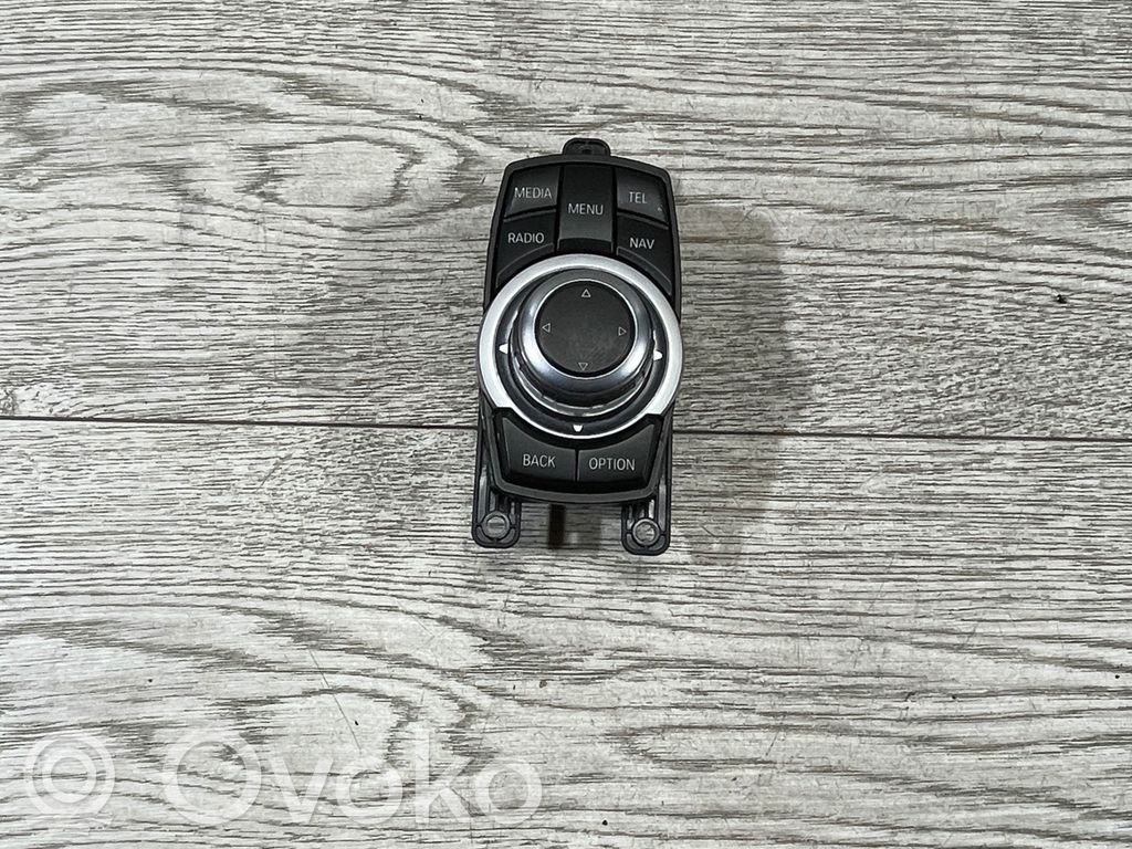 BMW 3 F30 F35 F31 Multimedijos kontroleris 