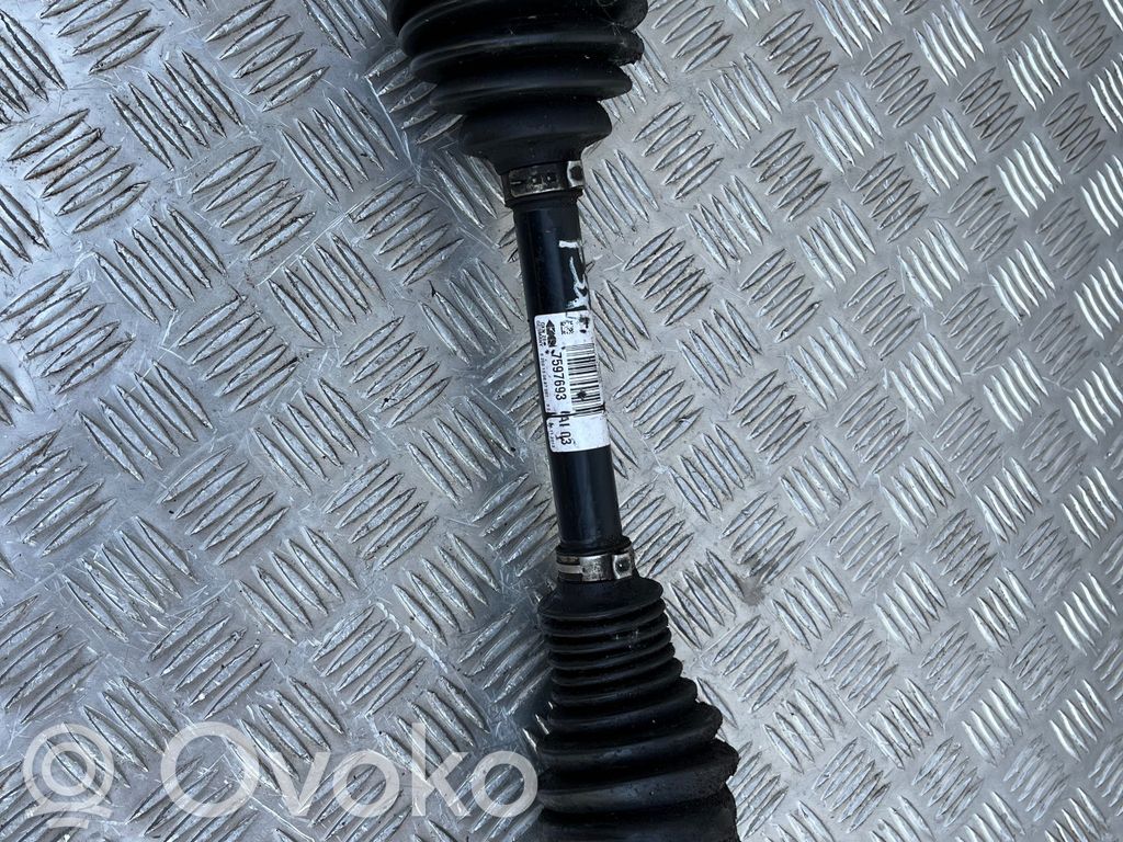 BMW 3 F30 F35 F31 Półoś przednia 