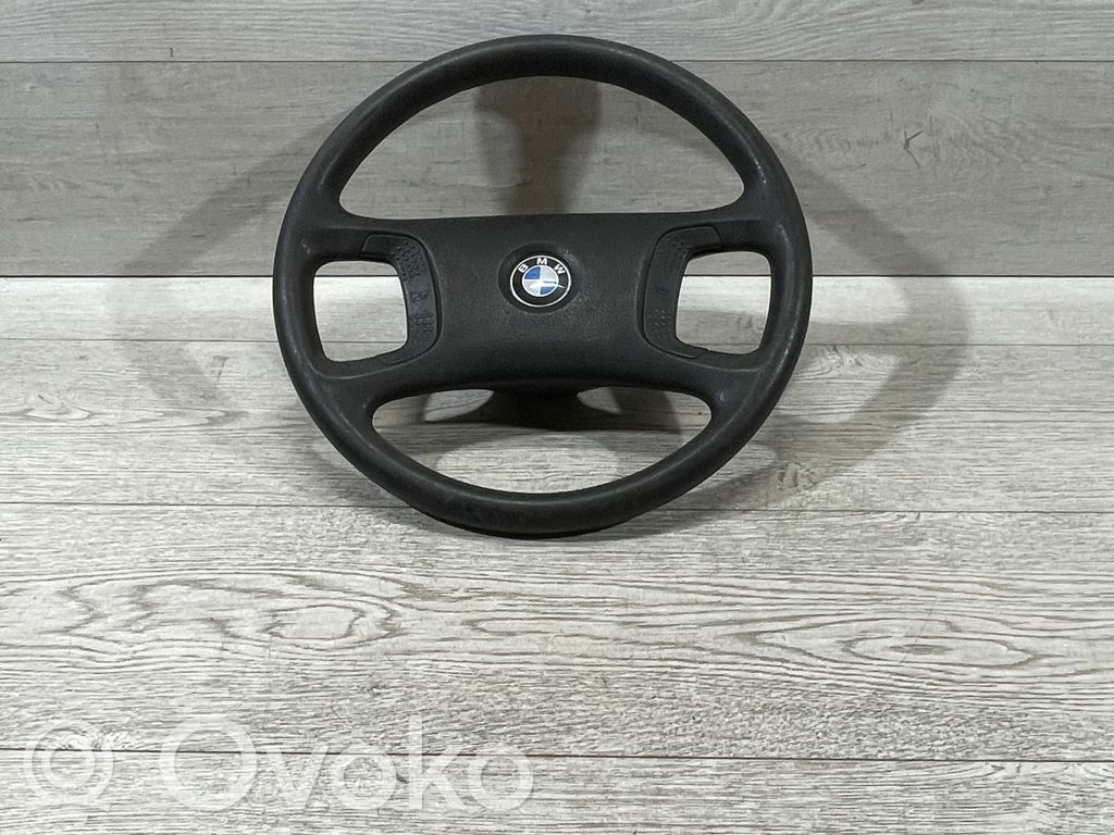 BMW 5 E34 Vairas 