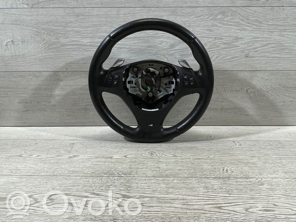 Steering wheel   7841394