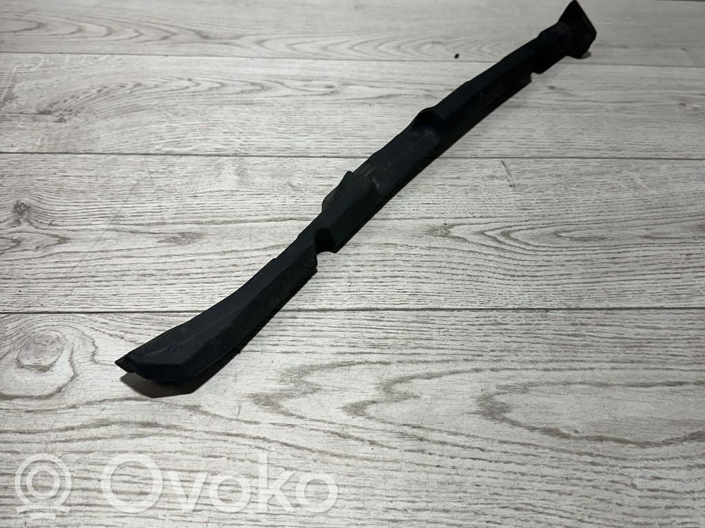BMW 7 F01 F02 F03 F04 Uszczelka pokrywy silnika / maski przedniej 