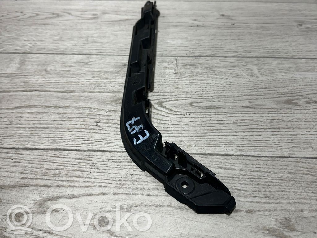 BMW 1 E81 E87 Takapuskurin kannake 