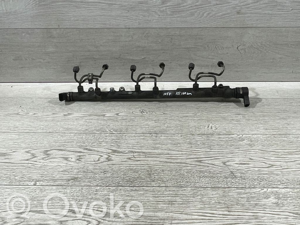 BMW 5 E60 E61 Rampă alimentare injectoare 