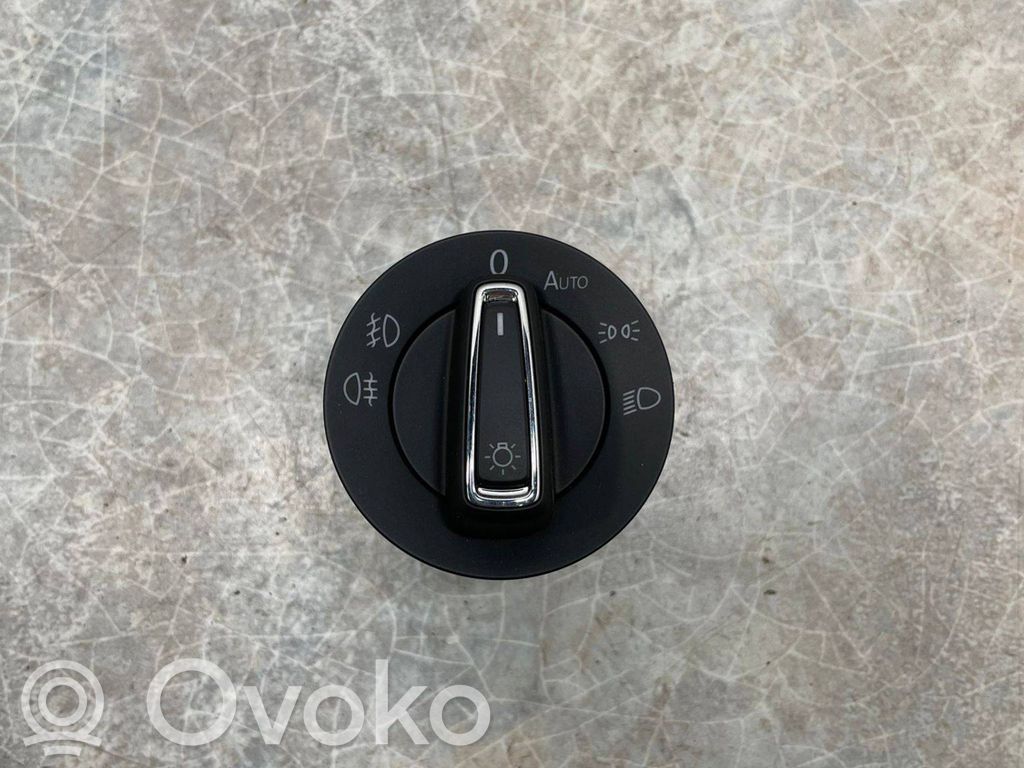 Seat Leon (5F) Light switch 