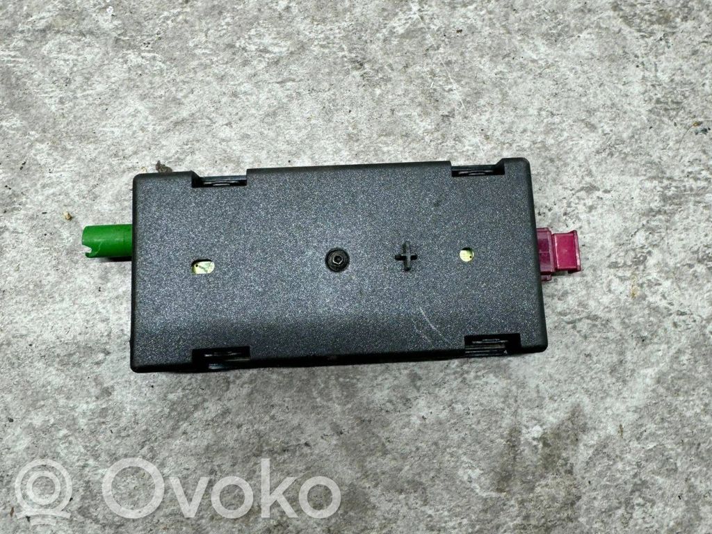 BMW X5 E70 Antenos valdymo blokas 