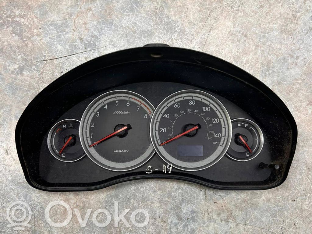 Subaru Legacy Speedometer (instrument cluster) 