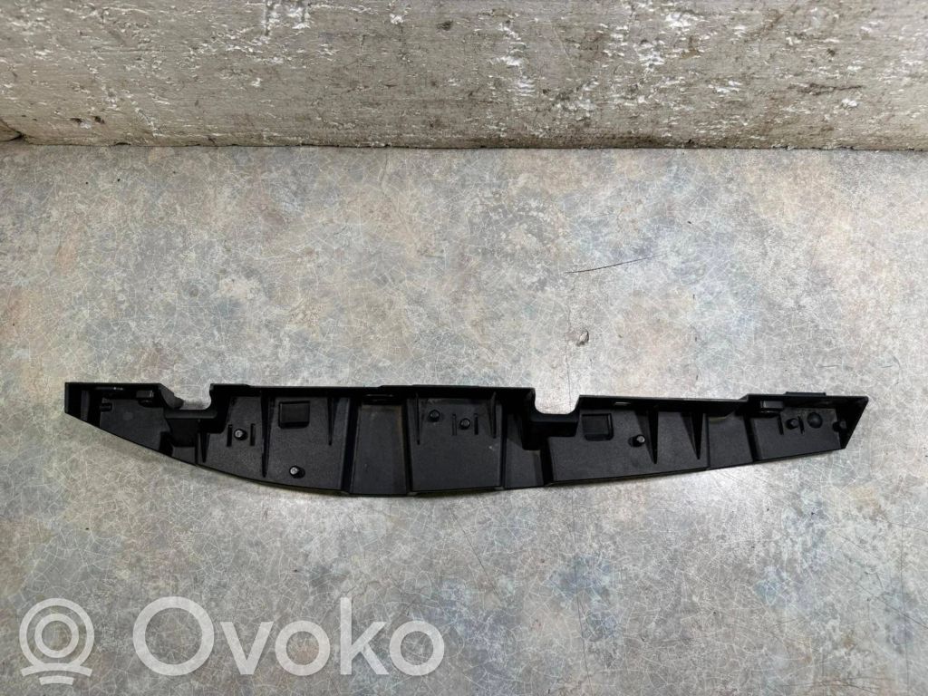 BMW i3 Lokasuojan kannake 