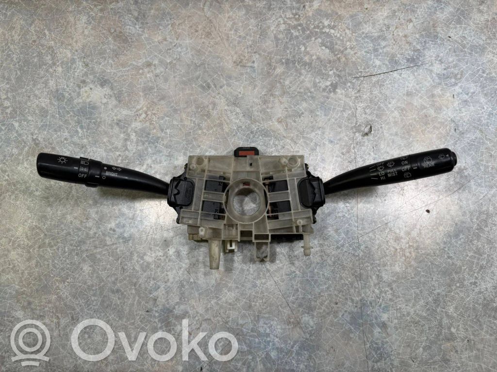 Subaru Legacy Commodo, commande essuie-glace/phare 