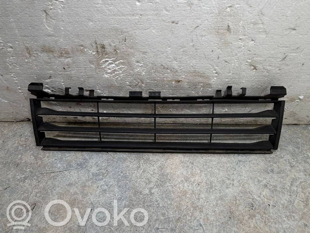 BMW 5 G30 G31 G38 Grilă inferioară bară față 